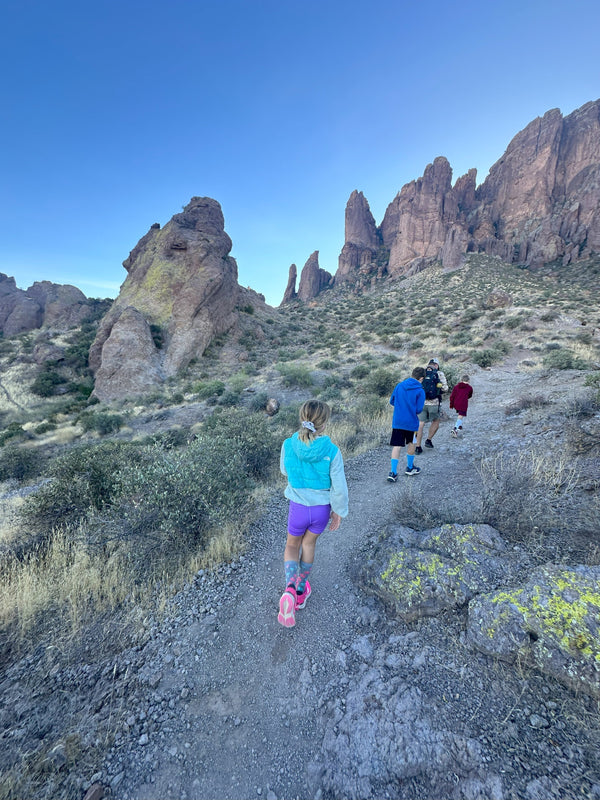 12 Family-Friendly Hikes in the Phoenix, Arizona Area - b.e.happe