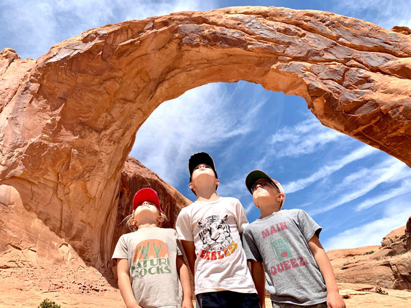 Corona Arch Hike | Utah Family Friendly Hike - b.e.happe