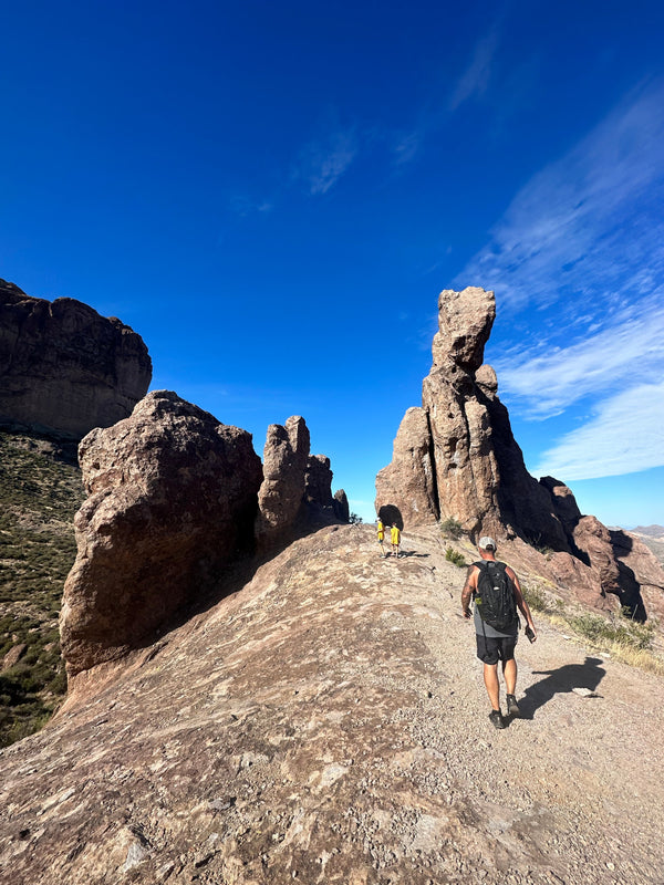 Hiking near Phoenix, Arizona: Treasure Loop Trail - b.e.happe