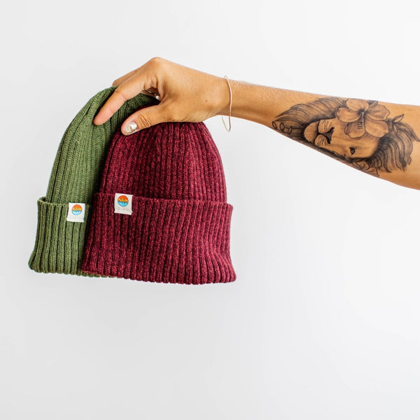 Cuffed Knit Beanie | Unisex Maroon Winter Hat - b.e.happe