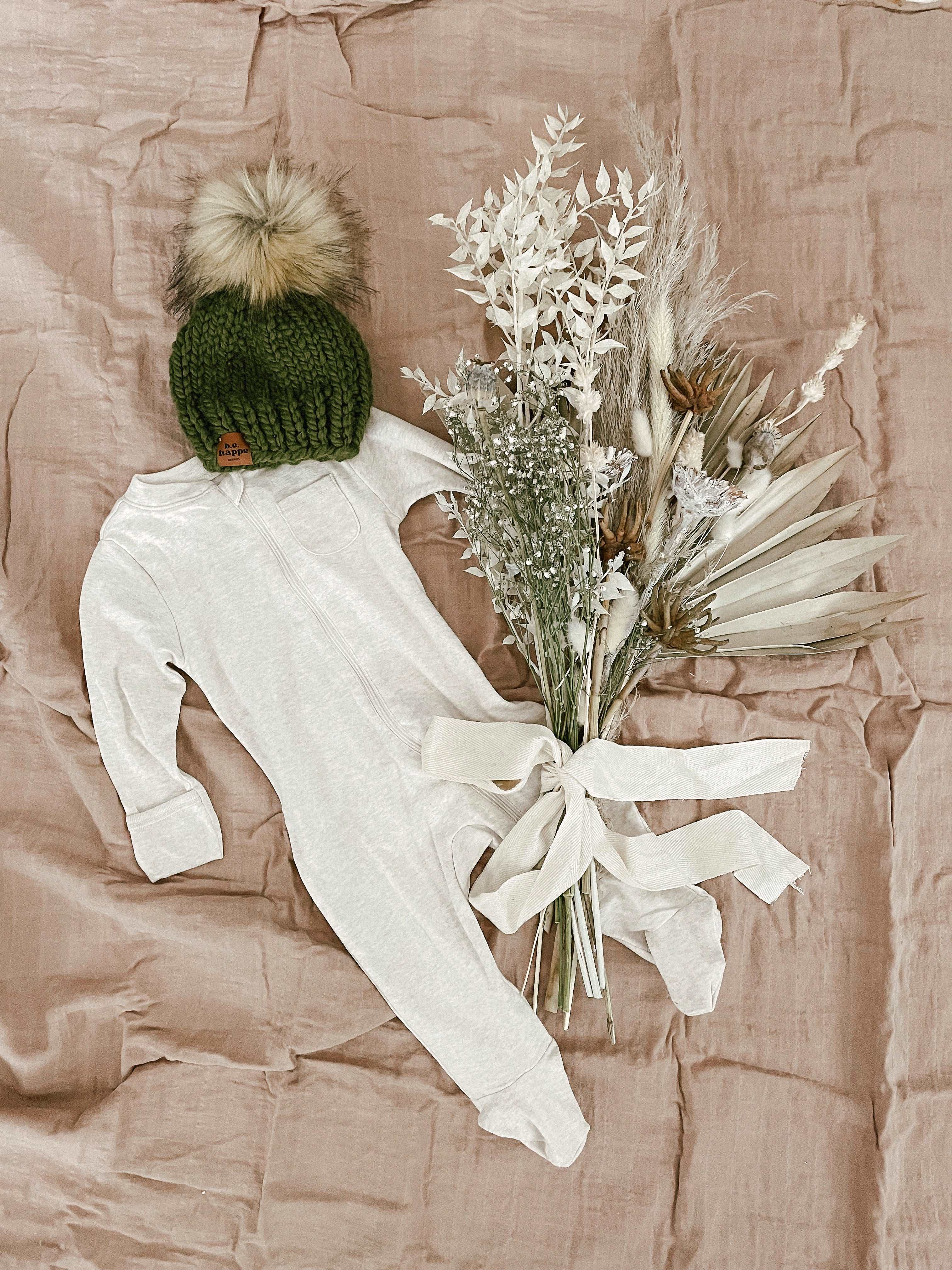 Handmade Solid Knit Pom Hat | Cilantro Green