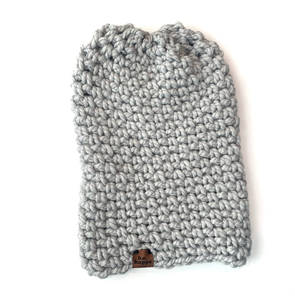 Crochet Simple Slouch Hat | Light Gray Slouchy Beaine - Adult from b.e.happe 